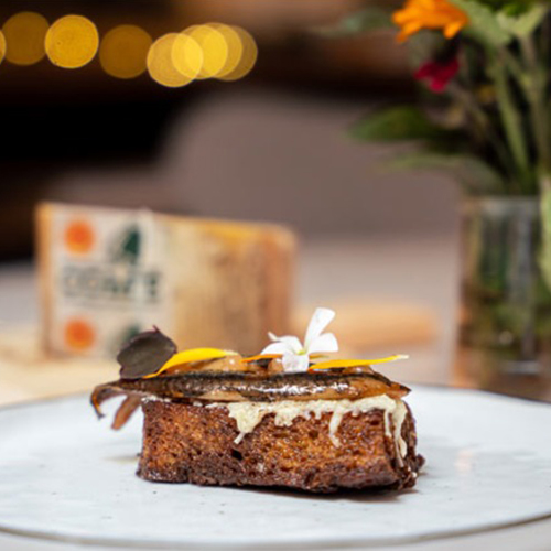 Anchoas ahumadas / Pain Perdu salado / Membrillo / Comté DOP 12 meses