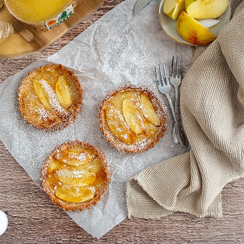 Tartaletas de manzana y comté