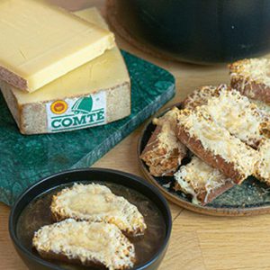 Sopa de cebolla con queso Comté